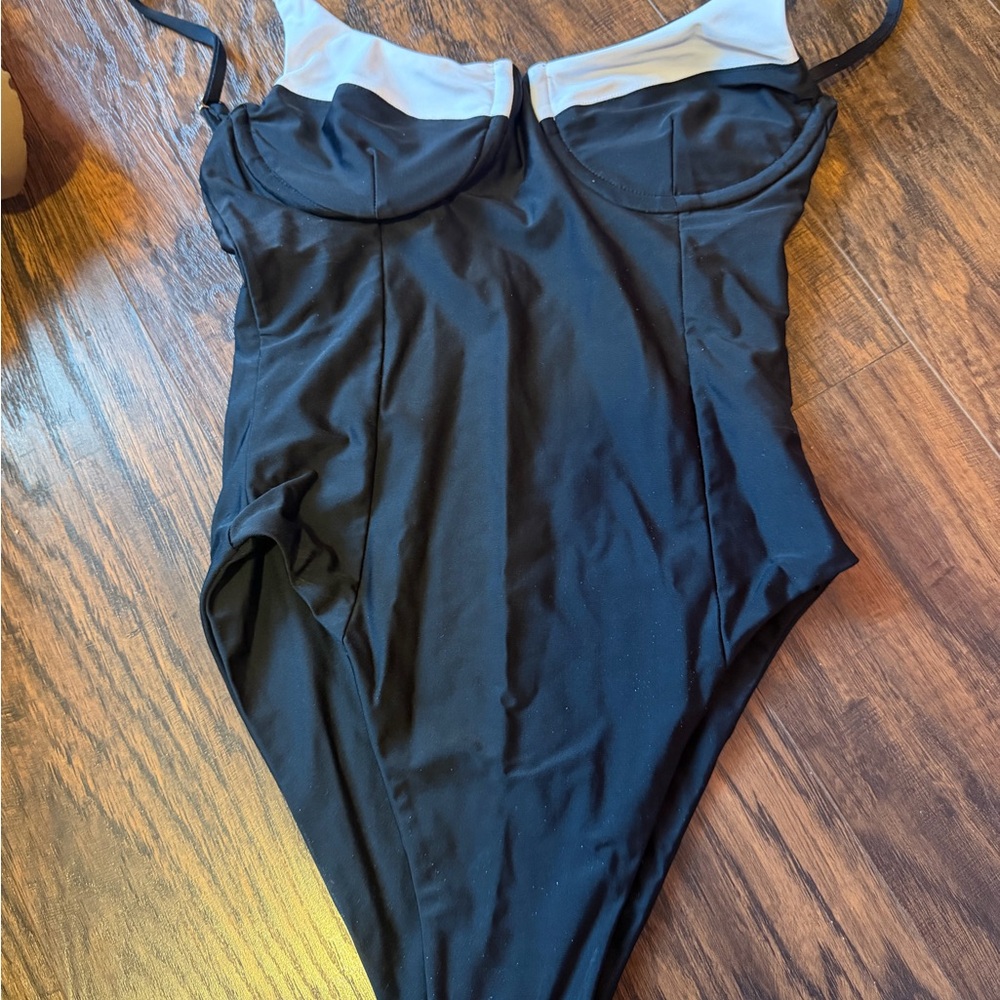 Elegant Black and White Women's One-Piece Swimsuit KBSwim small